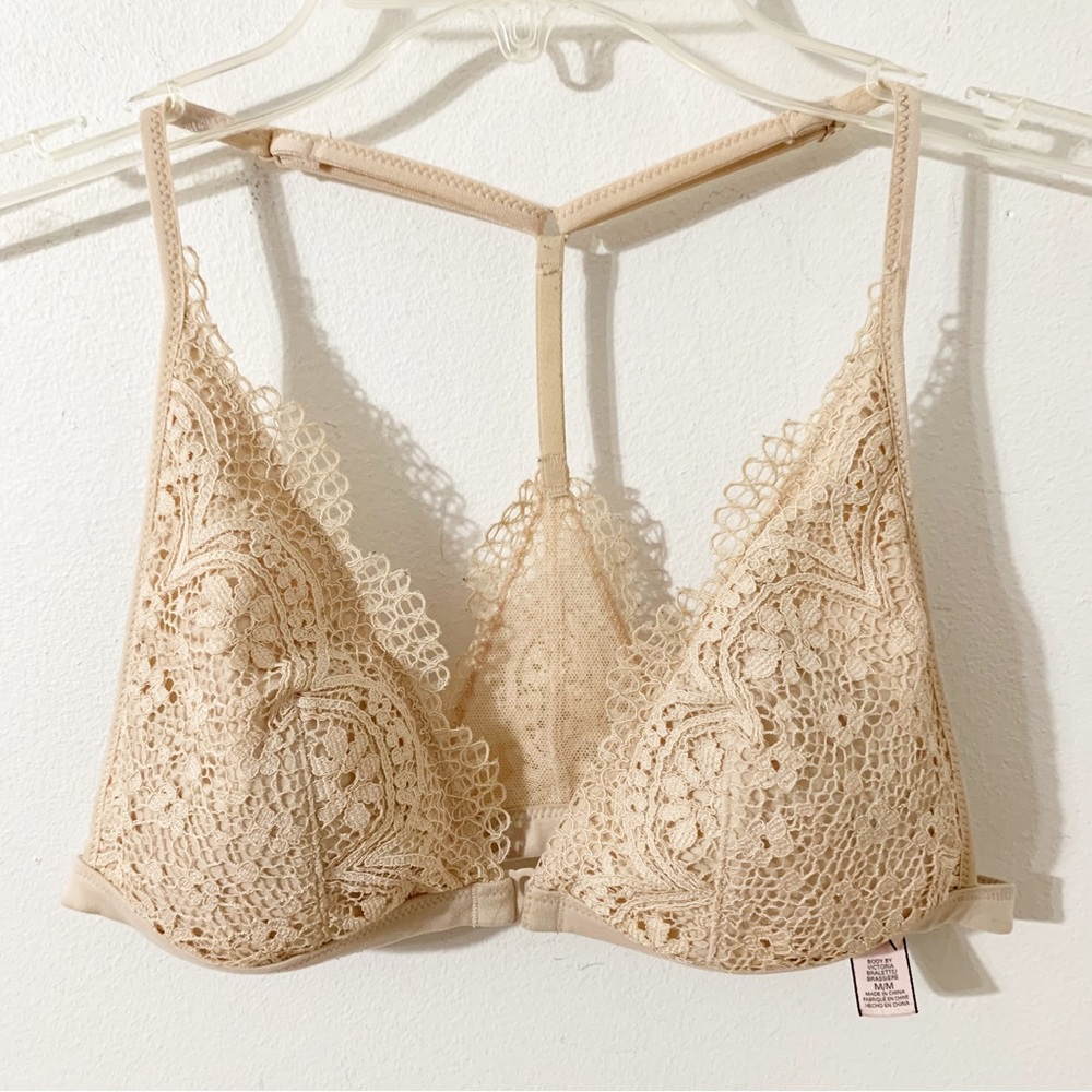 Victoria's Secret Lace Bra in Beige
